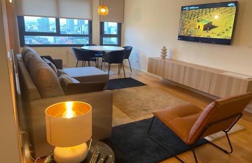 Lisbon Old Town Apartment | BestHomeStay- Lisbon- Garden, Pool & Garage