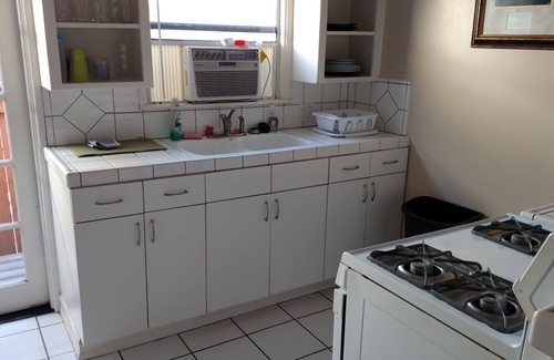 Huntington Beach House | BESTLocation! 2 Blocks to Beach with Special August month Rate!