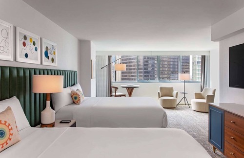 Downtown Chicago Hotel | Better Choice for your Vacation! 2 Relaxing Units with City View, Pets Allowed!