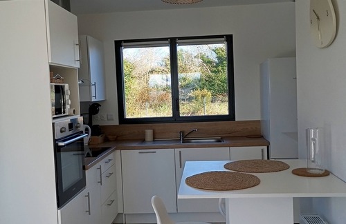 Sulniac House | Between land and sea