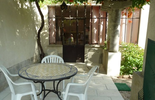 Montfavet Other | BETWEEN PONT D'AVIGNON AND LUBERON