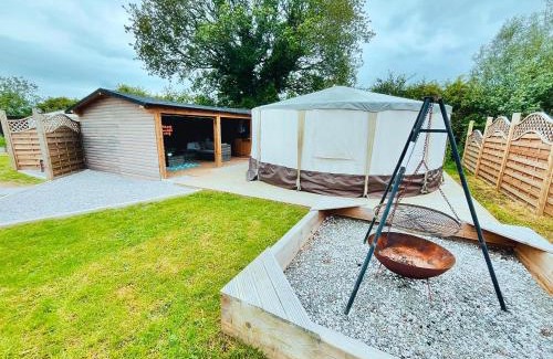 Kirk Sandall Other | Between Rivers Camping @ The Old George Inn