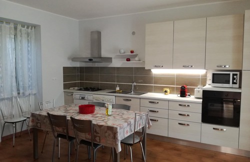 Colfelice Apartment | Between (Rome, Tivoli Fountain, Pompeii, Caserta Palace, Capri, Sorrento)