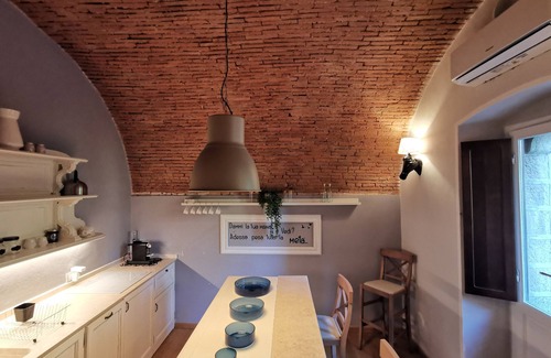 Campiglia Marittima House | Between sky and sea in an exclusive village full of charm with a private terrace