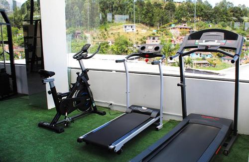 Guarne Bed & Breakfast | Beverly Hills Mansion room only