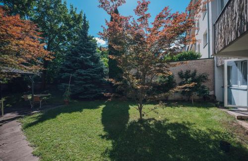 Oberdobling Apartment | Bezauberndes Studio mit privatem Garten