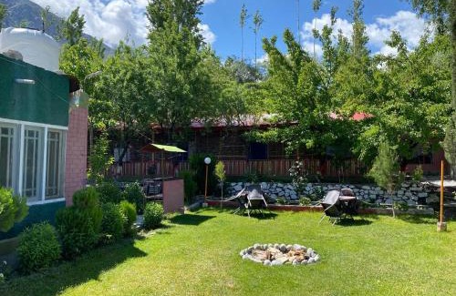 Skardu House | Bhuddah Rock Guest house