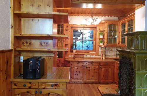 Bad Sankt Leonhard im Lavanttal Apartment | Big holiday house or two separate apartments with a big plot of land by a forest, not far from the Klippitz ski resort