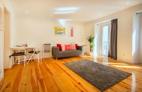 Misericordia Apartment | Bica Historical Tram Apartment