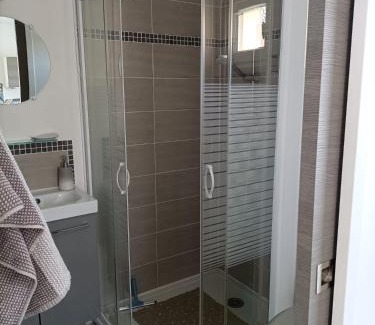 Vacqueyras Apartment | Bienvenue au Dormidou en Provence !