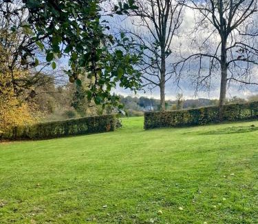 Les Champeaux House | Bienvenue au Hameau des Pré-Verts, un écrin de tranquillité au cœur du Pays d'Auge, en Normandie