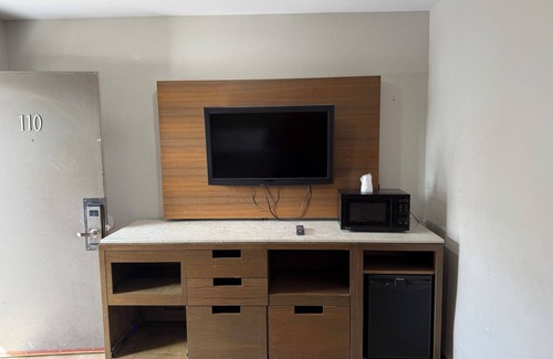 Lincoln Acres Hotel | Big 7 Motel Chula Vista I-5