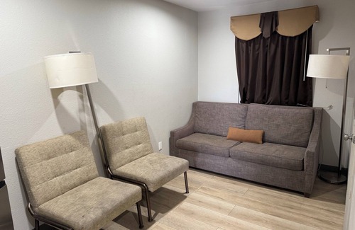 Lincoln Acres Hotel | Big 7 Motel Chula Vista I-5