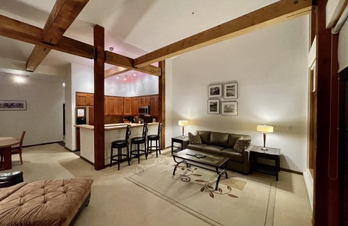 Ucluelet Condo | Big Beach Villa