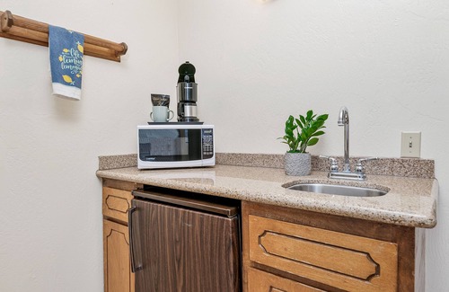 Big Bear Lake Hotel | Big Bear Lakefront Lodge