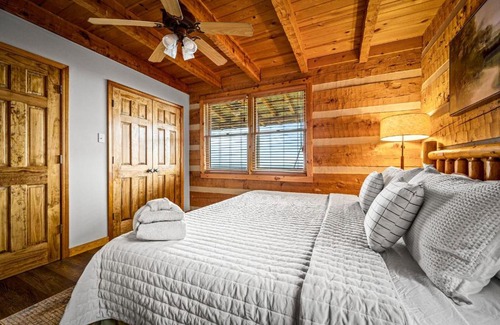 Wears Valley House | Big Bear Lodge