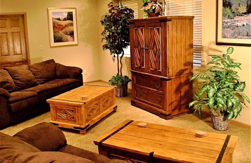 Dillon House | Big Beautiful Clean Comfortable Loaded! 4 Bedroom