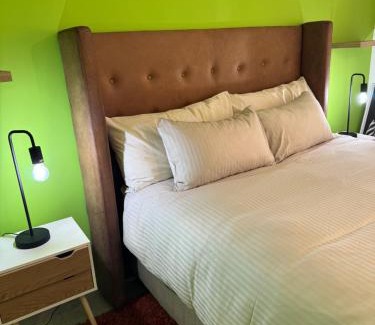 Greater Johannesburg Metropolitan Area Apartment | Big City Lights