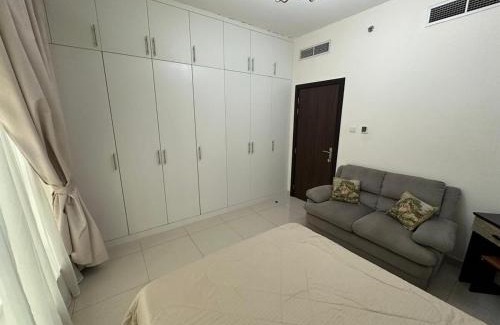 Al Majaz Apartment | Big flat 3 bedrooms, in floor 15 full service