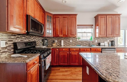 Yaphank House | BIG home with hot tub, sleeps 10 guests