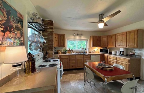 Sheridan House | Big Horn Cabins by Short Term Rentals by Legacy