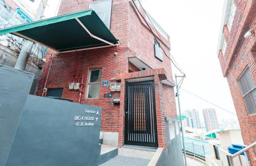 Choryang Bed & Breakfast | Big K House
