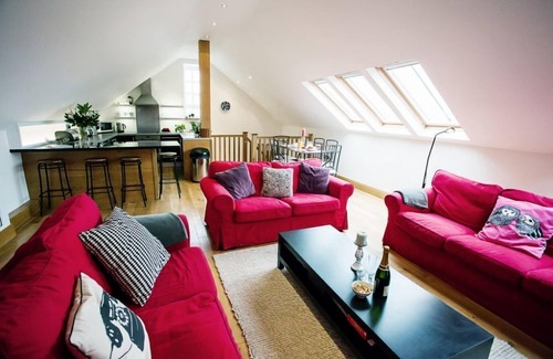 Llanfaethlu Cottage | Big Moo - a sea view that sleeps 8 guests in 4 bedrooms