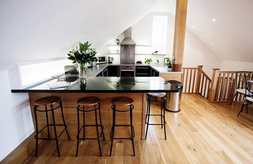 Llanfaethlu Cottage | Big Moo - a sea view that sleeps 8 guests in 4 bedrooms