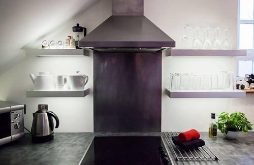 Llanfaethlu Cottage | Big Moo - a sea view that sleeps 8 guests in 4 bedrooms