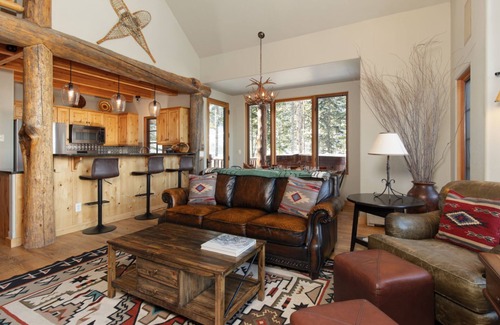 Big Sky Ski Chalet | Big Sky Vacation Rentals: MMH 44 Cowboy Heaven