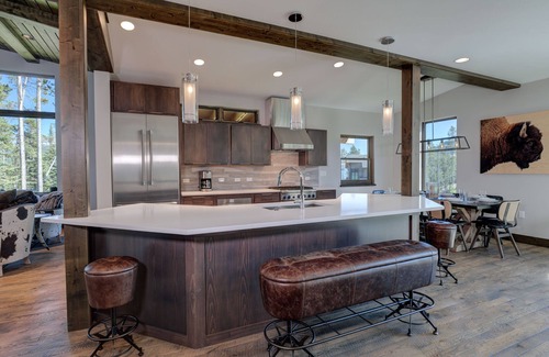 Big Sky Ski Chalet | Big Sky Vacation Rentals: Homestead 6 Claim Jumper