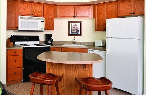 Angels Camp Resort | Big Tree mountains and Oak Tree country side !