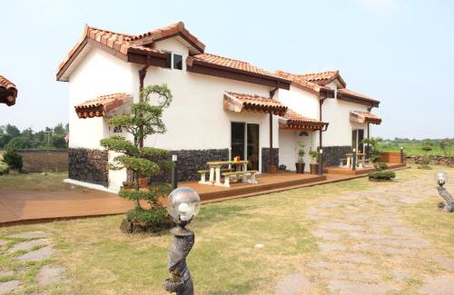 Pyeongdae-ri House | Bijarim Midam Pension