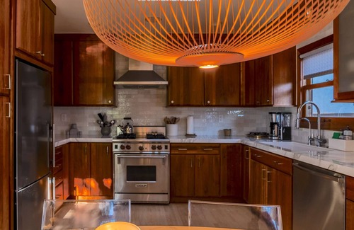 Culver - West House | Bike to Beach | Designer Furnished + Patio