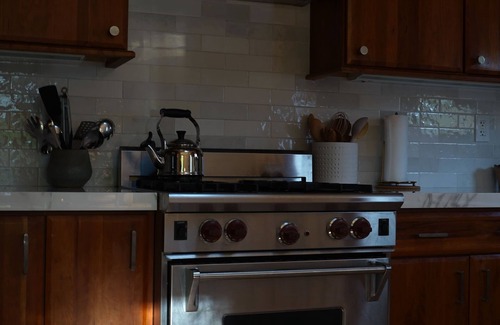 Culver - West House | Bike to Beach | Designer Furnished + Patio