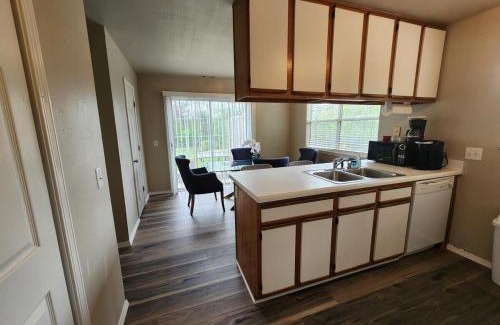 Bentonville Apartment | Bikes trails wine Quiet, cozy and comfortable
