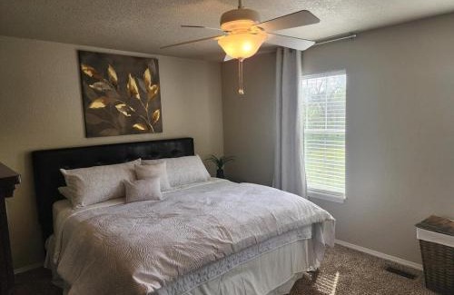 Bentonville Apartment | Bikes trails wine Quiet, cozy and comfortable