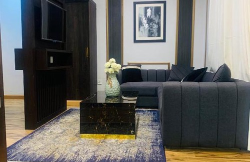 Faisalabad Apartment | Binni’s Lodge