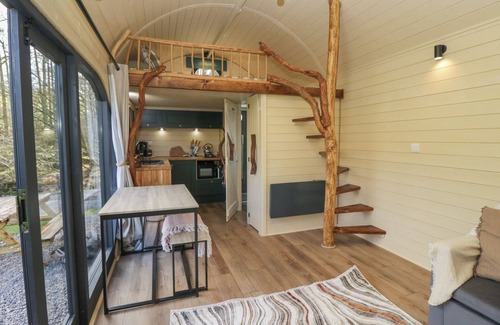 Welton Cottage | BINSEY LODGE, pet friendly, character holiday cottage in Caldbeck