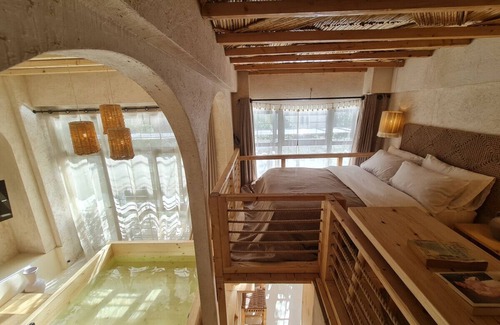 Achrafieh Apartment | Biophilia Bali Escape