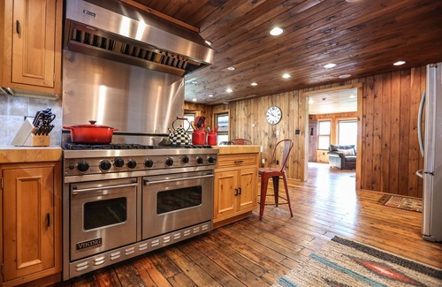 Grange Landing House | Birch Lodge on Canandaigua Lake