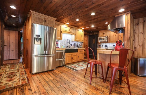 Grange Landing House | Birch Lodge on Canandaigua Lake