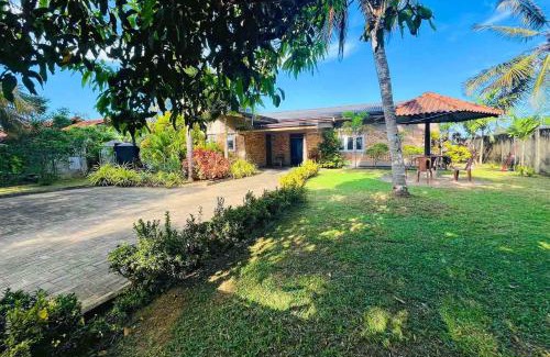 Gurupokuna House | Bird Beach Bungalow