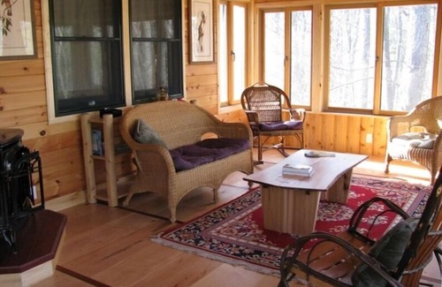 Interlochen House | Bird Lover's Paradise on Duck Lake in Interlochen