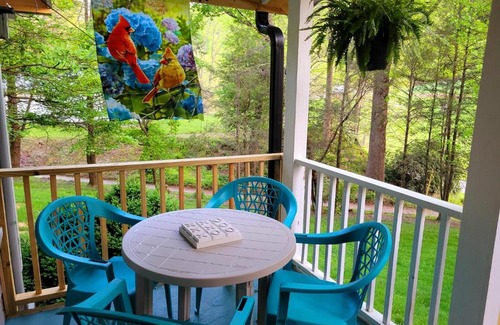 Waynesville House | Bird Song Cottage
