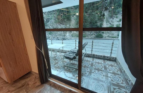 Kalam Hotel | birmingam palace kalam