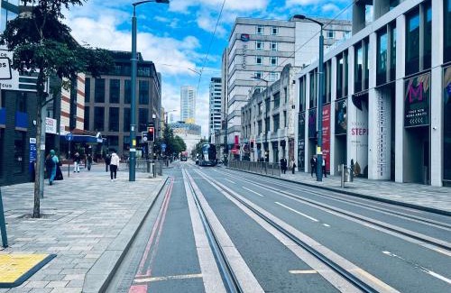 Convention Quarter Apartment | Birmingham city centre apartment