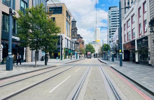 Convention Quarter Apartment | Birmingham city centre apartment