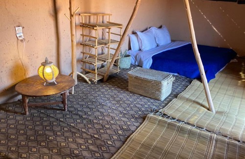 M'Hamid El Ghizlane Bed & Breakfast | Bivouac le petit prince Taragalte