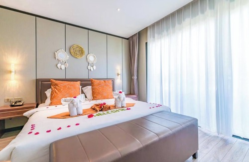 Ko Yao House | BJ & Radisson Deluxe King Room